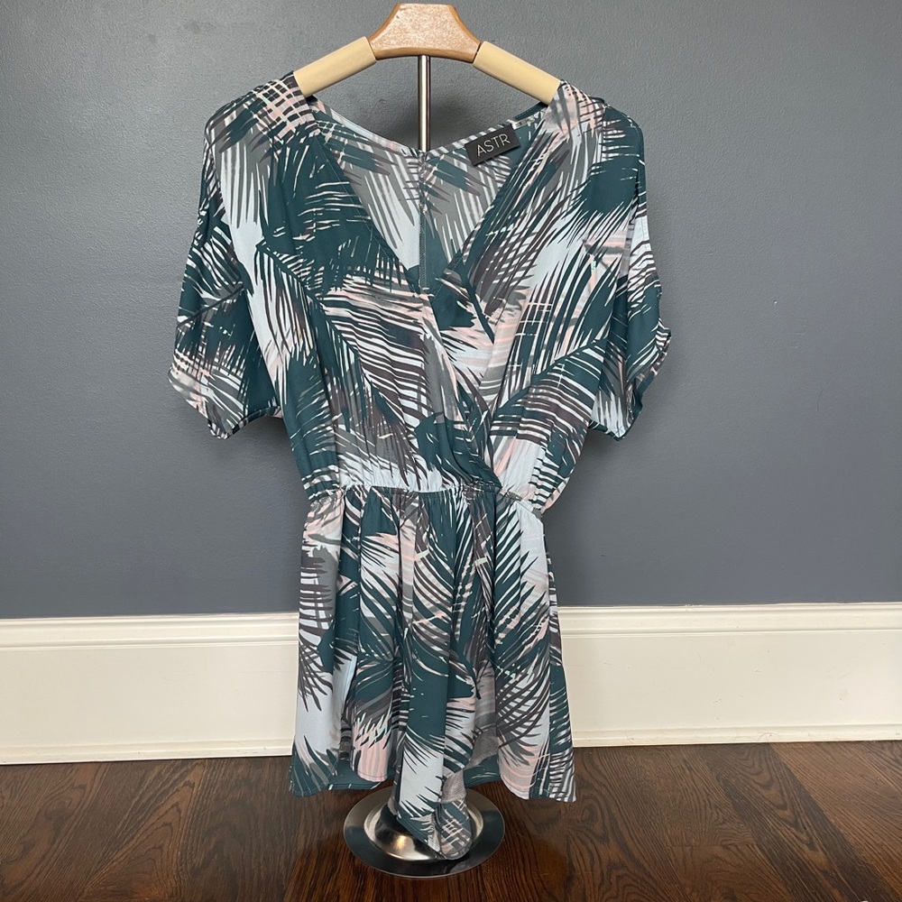 ASTR tropical print romper